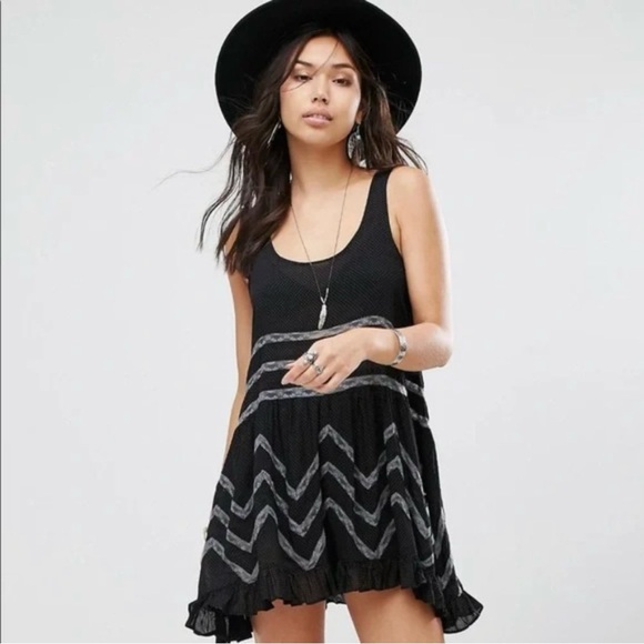 Free People Dresses & Skirts - Intimately Free People Trapeze Lace Slip Dress Tunic Women's M